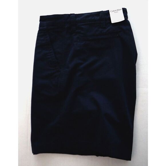 Calvin Klein 40LM606410 Men’s Sz 40W Navy Blue Utility Chino Shorts - Picture 7 of 8